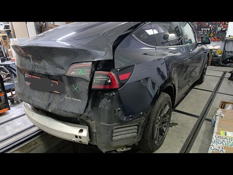 Видео: Тяп ляп і готово. Tesla model Y.