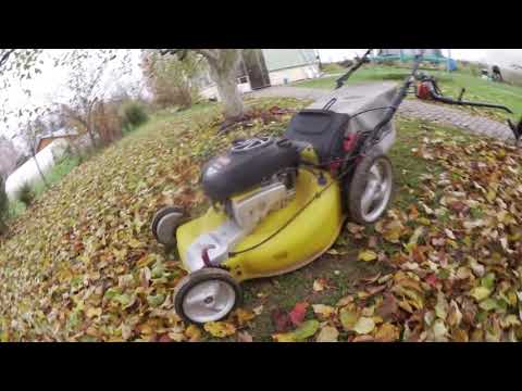 Видео: Уборка опавших листьев граблями, воздуходувкой, газонокосилкой.