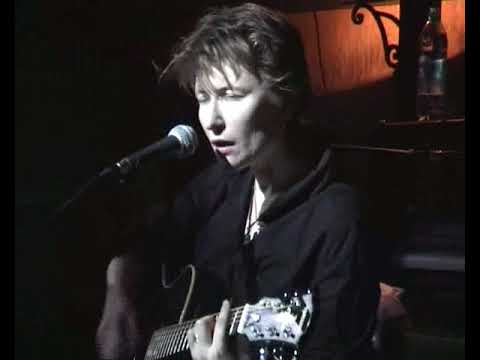 Видео: Диана Арбенина - Моя бывшая звезда (Квартирник. 12.12.2005)