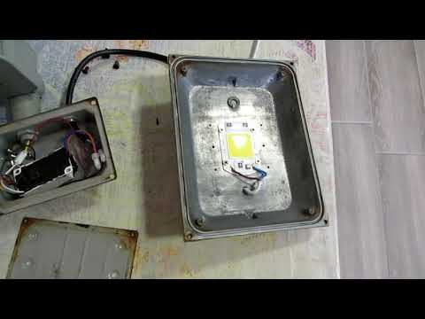 Видео: №13 Установка светодиодной матрицы 220 В вместо стандартной на 36 В