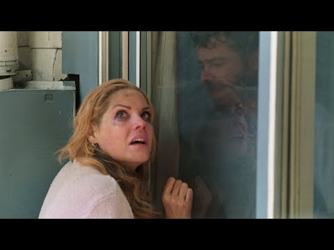 Видео: Закрылся от жены, чтобы спастись, не зная, что это будет его главной ошибкой