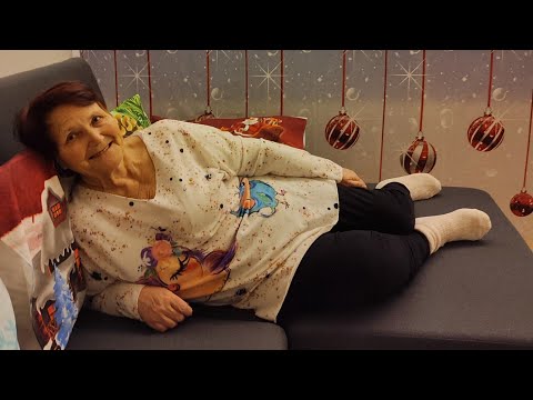 Видео: Святкуємо день народження.