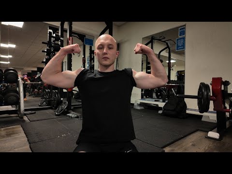 Видео: отжимания на макс за 10 мин. жизнь живу.