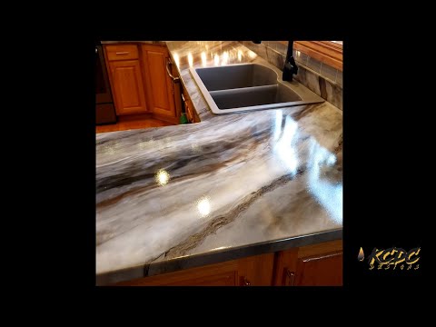 Видео: Посмотрите, как я создаю потрясающую мраморную столешницу с помощью эпоксидной смолы Stone Coat: ...