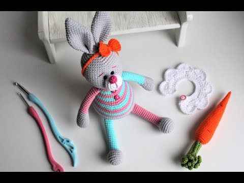 Видео: Зайка вязаный крючком. Схема зайки.