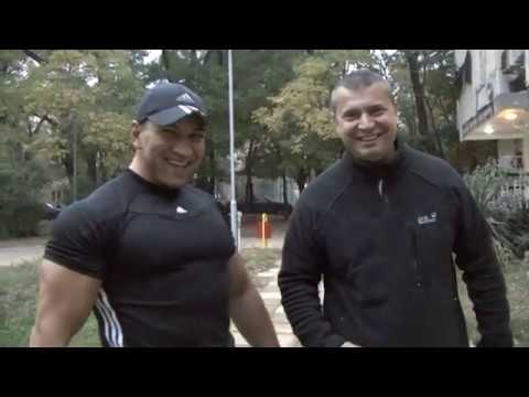 Видео: Тренировка за рамо и трапец с Николай Димов