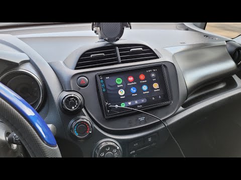 Видео: Установка 2-DIN на Honda Fit с камерой заднего вида