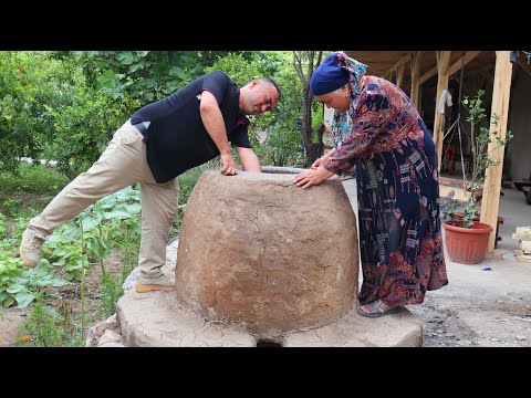 Видео: Мы с мамой построили Узбекский тандыр | My mother and I built an Uzbek tandoor | Yashar Bek