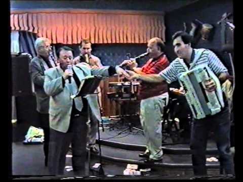 Видео: .Песня  на  турецком  и  армянском  языке.