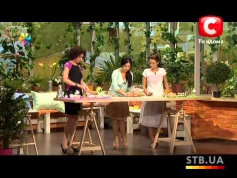 Видео: Возрастная косметика для молодой кожи - Все буде добре - Выпуск 26 - 14.08.2012 - Все будет хорошо