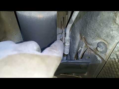 Видео: Mercedes 211 e200.Нет желания правильно работать у селектора АКПП.