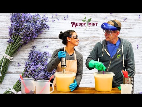 Видео: Изготовление успокаивающего лавандового мыла с козьим молоком в форме для плиты