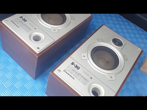 Видео: Radiotehnika S30 в редком цвете 👌 состояние новых!!! 40 лет колонкам.