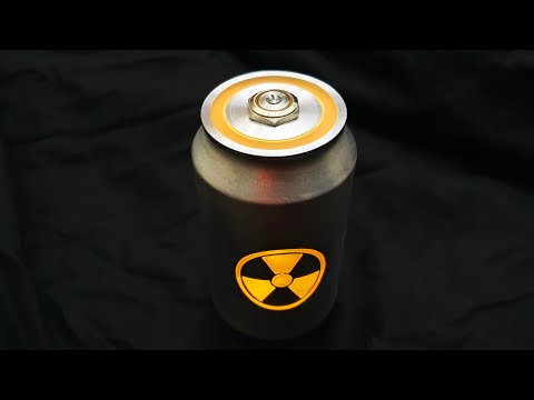 Видео: Как вырезать аккуратный контур на металле. Травление рисунка на металле.