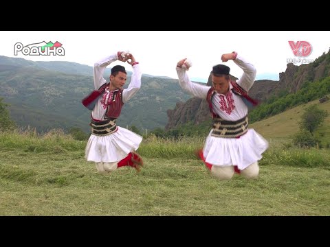 Видео: "Два орла се бият" - МФГ "Изворите" към НЧ "Св. Климент Охридски - 1922"/"Dva orla se biyat"