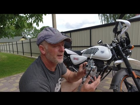 Видео: Китайський карбюратор на Bajaj Boxer