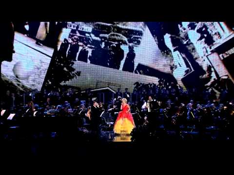 Видео: Валерия и Василий Герелло - На крылечке твоем (Юбилейный концерт "Русские романсы", ГКД, 2011)