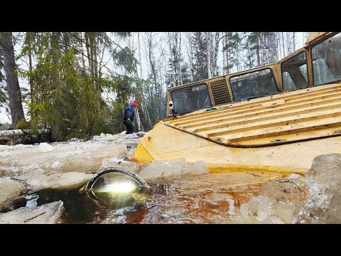 Видео: Коварный лёд на зимнике / Проехать НЕВОЗМОЖНО!