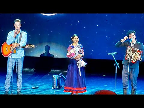 Видео: Сегодня воскресенье. Очень душевно.👍 Поют А.Лихацкий, И.Каменева, П.Рогов.