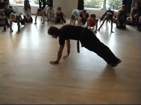 Видео: Движения животных