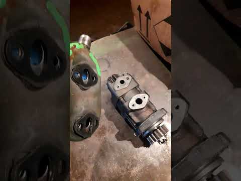 Видео: Не прокачивается #ГУР на #камазе. Масло пенится и выкидывает из бачка насоса гура. Что может помочь.