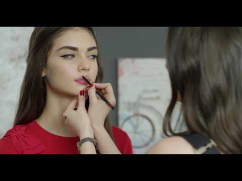 Видео: 5-минутен грим: Класически шик