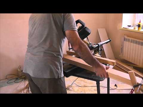 Видео: Установка поручня. Устанавливаем поручень на лестницу. Первый по лестницам.