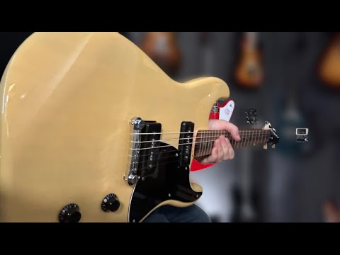 Видео: У этого Squier есть несколько сумасшедших особенностей Gibson
