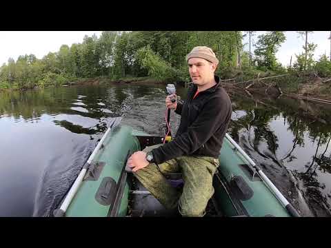 Видео: На электромоторе от солнечных панелей по реке неделю