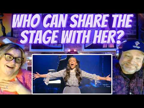 Видео: Реакция на исполнение Люси Томас песни «Starlight» из мюзикла «Рози»