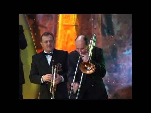 Видео: 21. Ретро- бэнд "Граммофон" -  Кто входит, когда я выхожу  (Б. Гудхарт)