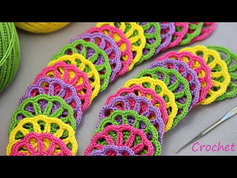 Видео: ВЯЖУ КРЮЧКОМ что-то ИНТЕРЕСНОЕ!  Вязание из остатков пряжи  Easy to Crochet pattern for beginners