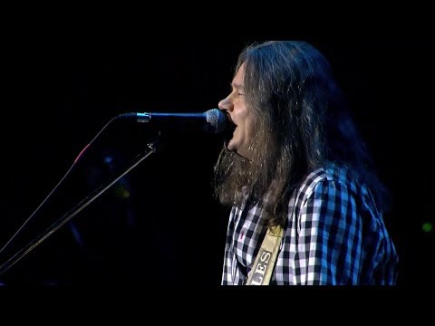 Видео: Чиж & Co - 18 берез (20 лет. Live в Crocus City Hall 15.11.2014)