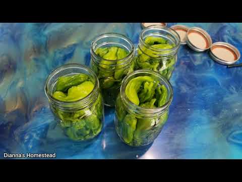 Видео: Быстро маринованные перцы пеперончини | Охлажденные греческие пеперончини