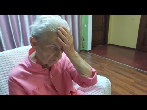 Видео: ДЕМЕНЦИЯ : опасное слабительное...где я жила...молитва..день из жизни с мамой.. #деменция #мама #96s