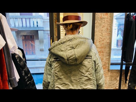 Видео: Итальянский рынок: купила сапоги, принесли бордовую дубленку, положили еду грязными руками