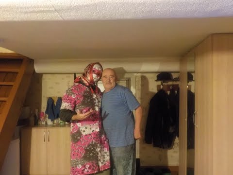 Видео: 27 октября 2025 г. ДВОРОВАЯ ПЕСНЯ =ТВОИ ГЛАЗА= ПОЁТ ВАСЯ ПОПОВ, БЕЗ МИКРОФОНА, ЕСТЕСТВЕННЫМ ГОЛОСОМ!