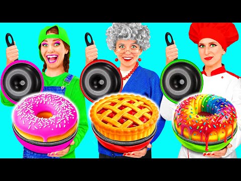 Видео: Кулинарный Челлендж: Я против Бабушки | Забавные Лайфхаки с Едой