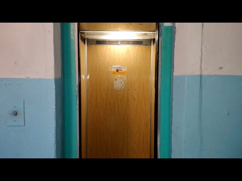 Видео: Лифт (СамЛЗ-1990 г.в); V=0,65 м/с; г/п 400 кг (Саратовское шоссе 69/6 подъезд 1; город Балаково)