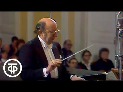 Видео: Й.Гайдн. Симфония №103, 1 часть. Дирижер Геннадий Рождественский (1985)