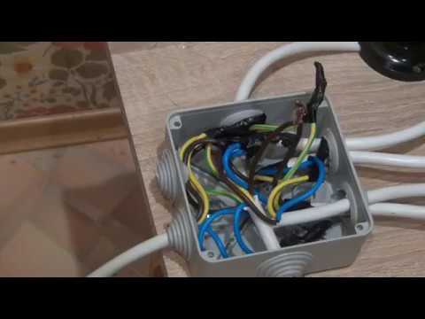 Видео: Двухклавишный  проходной(маршевый)выключатель. Подключение проходного двухклавишного переключателя.