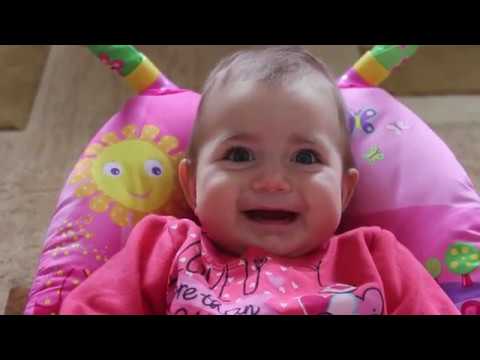 Видео: VLOG Проспорила - получила тортом в лицо. Алиса перемерзла. Алиса и кошки. Утро с Алисой.