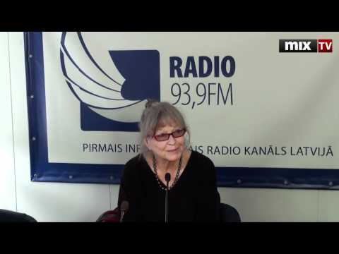 Видео: Марина Влади на радио Балтком