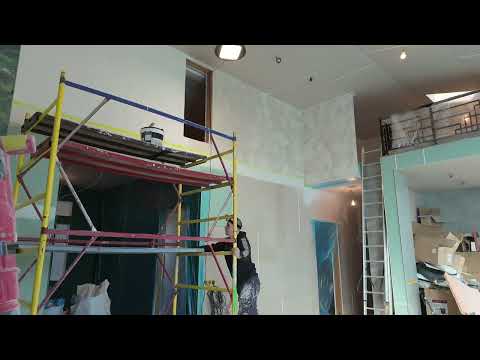 Видео: Нанесение первого слоя материала Derufa