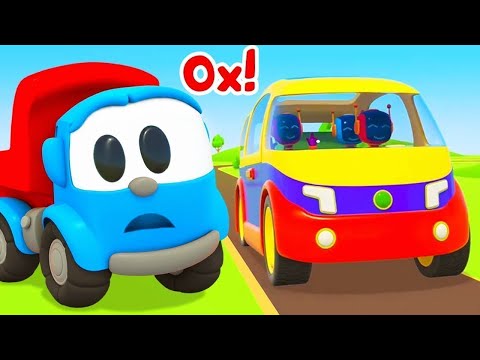 Видео: Грузовичок Лева - Колесо фургона лопнуло! Как починить? Развивающие мультики - сборник для детей