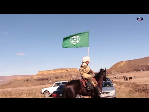 Видео: Конная прогулка в Малом Карачае весна 2016г. Полная версия фильма