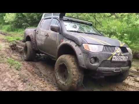 Видео: Нивы против Mitsubishi L200. Дорога Кисловодск - Сочи!