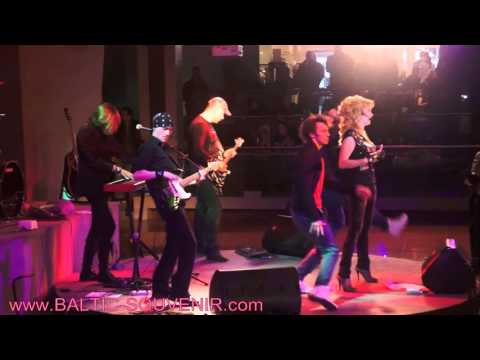 Видео: Концерт Светланы Разиной. Радио Нах... Музыка нас связала, Мираж / Svetlana Razina, The Mirazh group