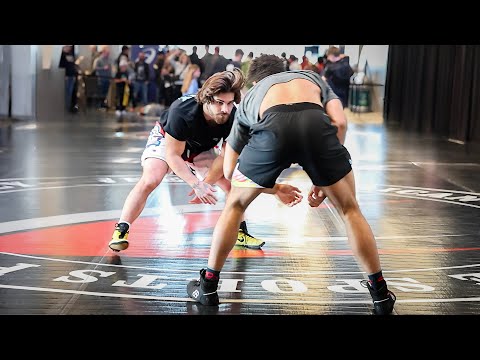 Видео: Чемпионат NCAA по борьбе