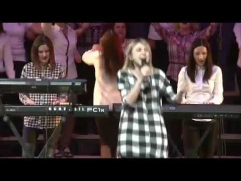 Видео: Наталья Доценко. Если буря сильна, громче песня моя